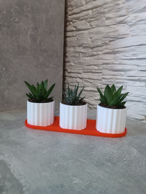 Zestaw 3 Doniczek Osłonek Kwietnik Potrójna Z Podstawką Czerwony Biały